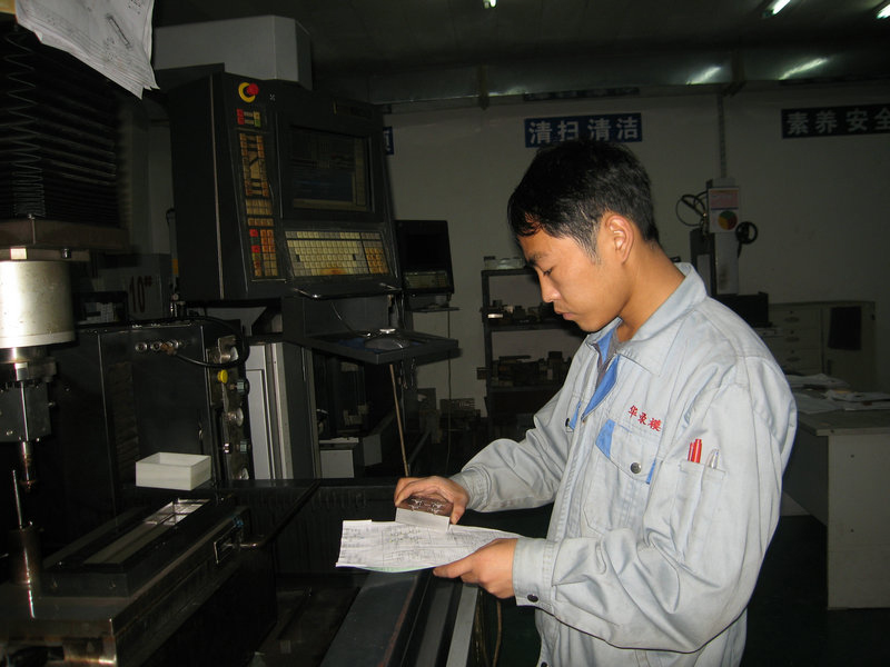 Dalian Hualu Guozheng Industry Co., LTD.